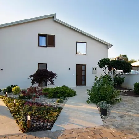 Villa Caprice - Krk Milohnici Exterior foto